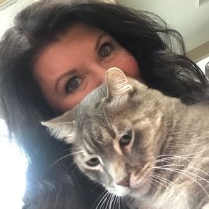 Meet your Posher, Pam